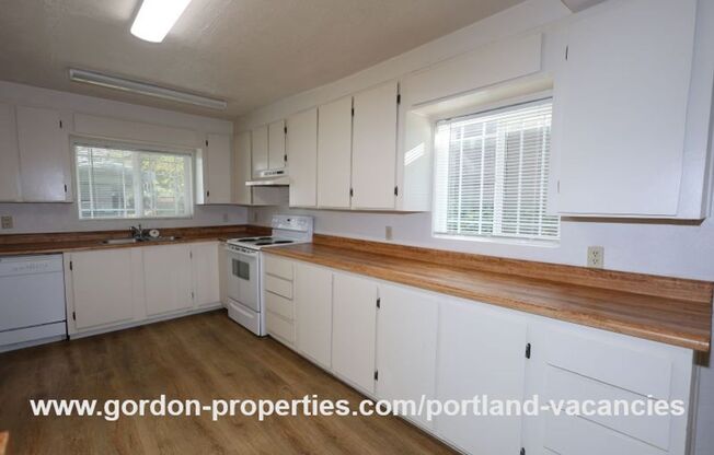 2 beds, 1 bath, $1,795