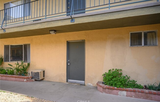 1 bed, 1 bath, 675 sqft, $1,750, Unit 12