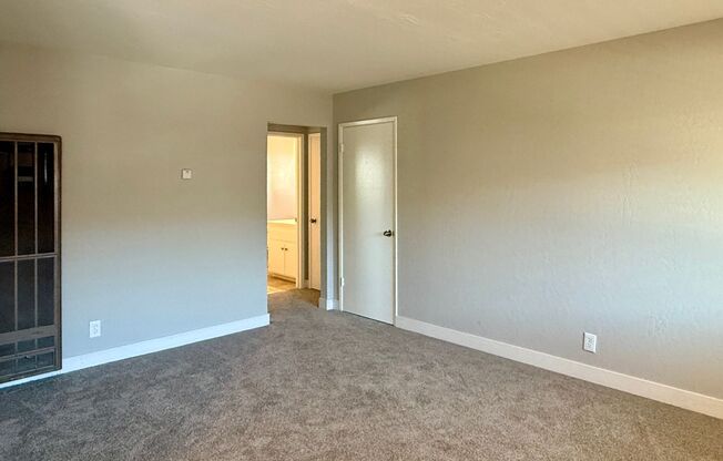Updated 1 Bedroom 1 Bath Upstairs Apartment in West San Jose