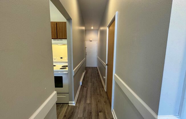 1 bed, 1 bath, 600 sqft, $1,195, Unit 1122