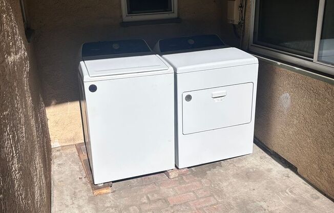 2 Bedroom/1 Full Bath Modesto, Ca