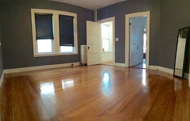 67 GREENLEAF AVE