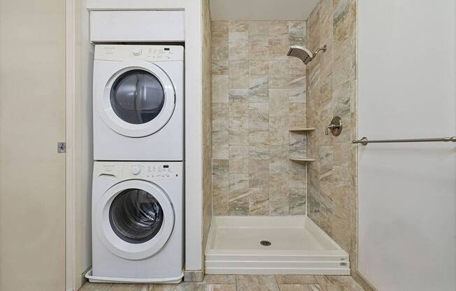 In-unit Washer/Dryer