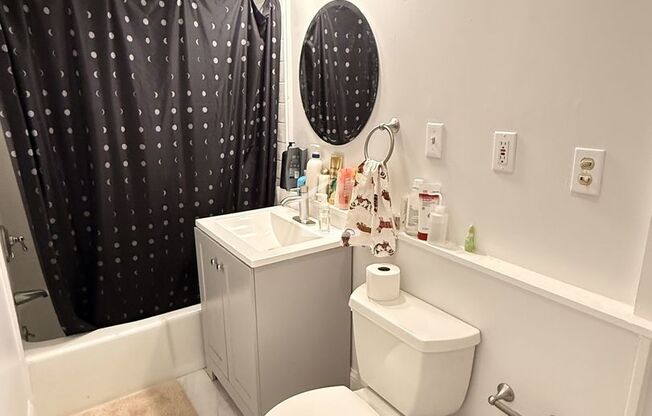 Brighton 3-bed/1-bath; Great Location on the B Line!