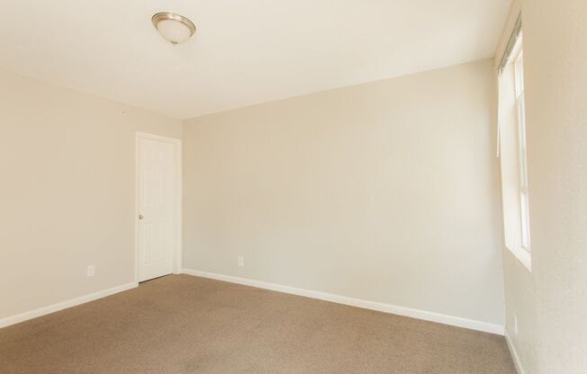 2 beds, 2 baths, 950 sqft, $2,995, Unit 204