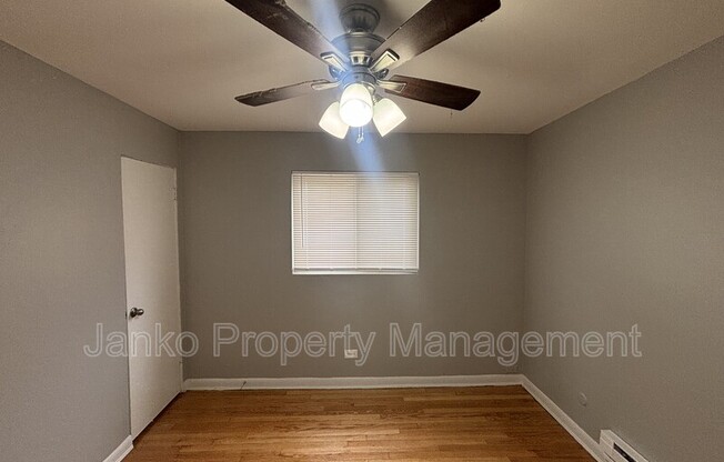 3125 W 79 ST