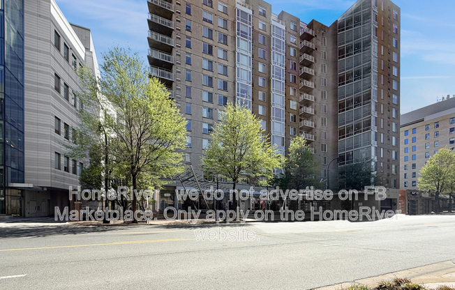 930 WAYNE AVE