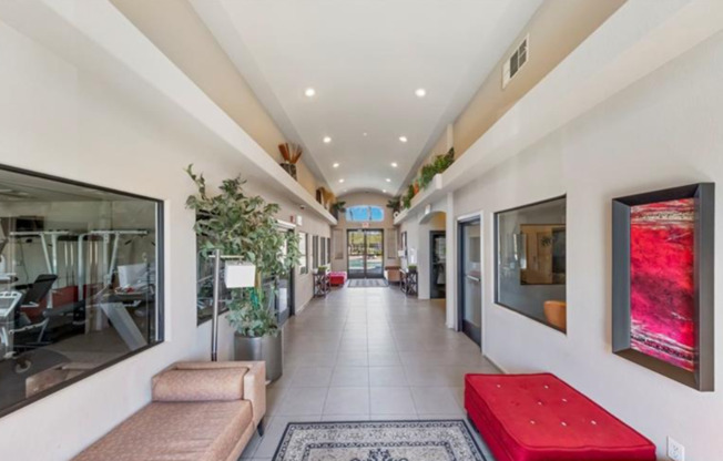 3 beds, 2 baths, $1,600, Unit # 274