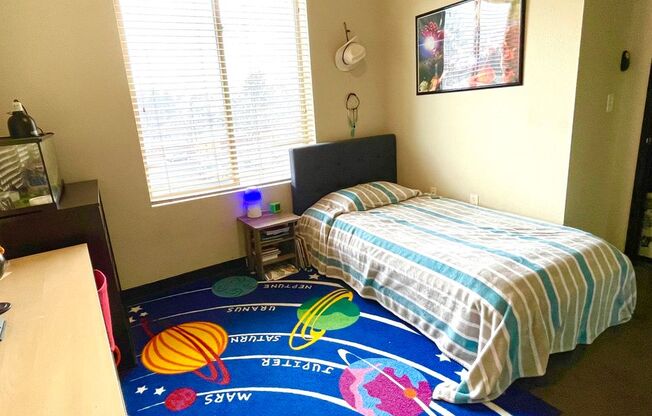 2 beds, 2 baths, 728 sqft, $1,625, Unit 201