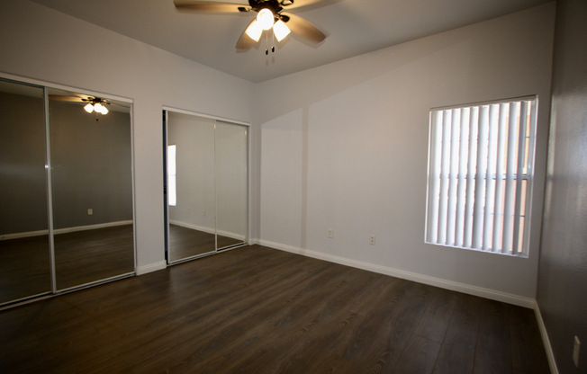 2 beds, 2 baths, $1,800, Unit 1512