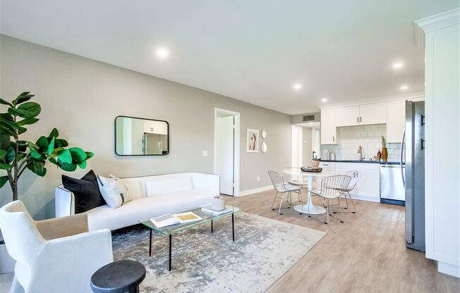 3 beds, 2.5 baths, 1,222 sqft, $3,295, Unit 34