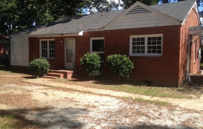 **AVAILABLE NOW**2 or 3 Bedroom / 1 Bathroom Home near Ft. Benning***