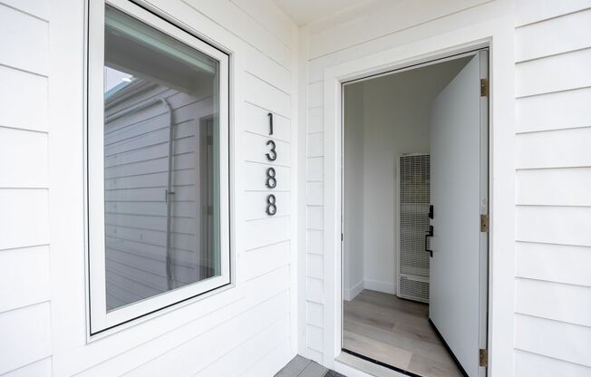 1386-1388 47th Avenue (1355r)