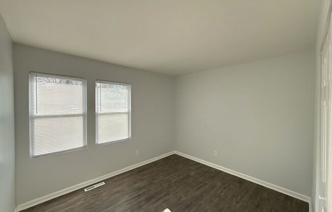 3 beds, 1 bath, $1,450