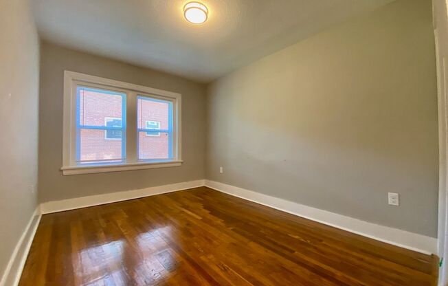 2 beds, 1 bath, $1,495