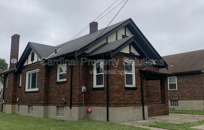 1803 GDN LN