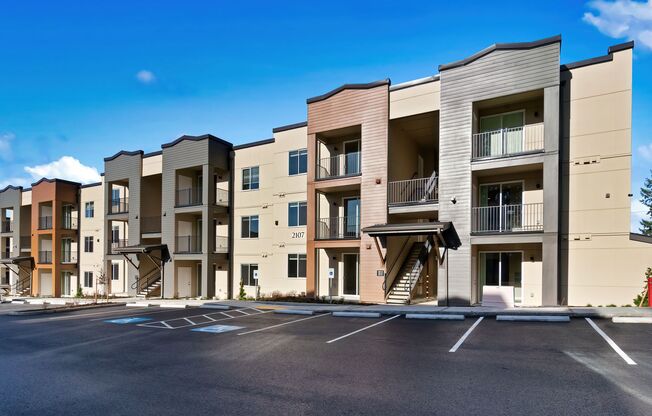 1 bed, 1 bath, 642 sqft, $1,699, Unit C-305