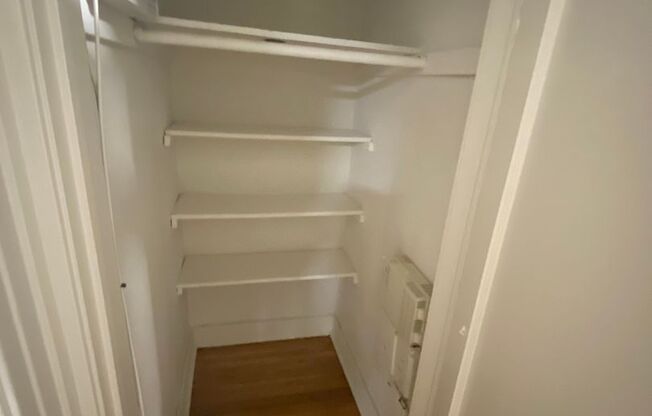 1 bed, 1 bath, 700 sqft, $2,350, Unit A05