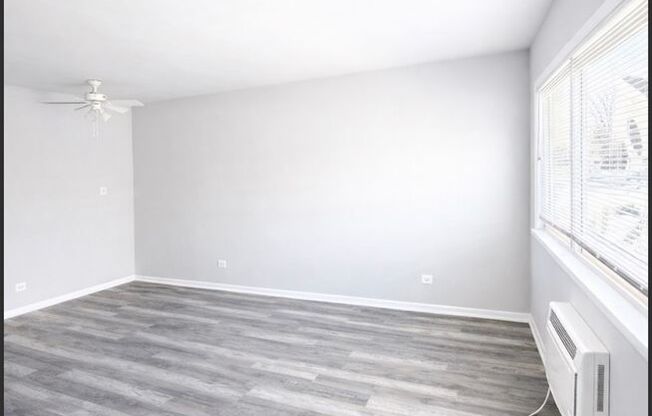 1419 N Broadway