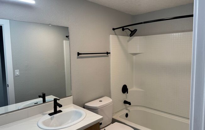 2 beds, 1.5 baths, 1,074 sqft, $2,995, Unit 801R2