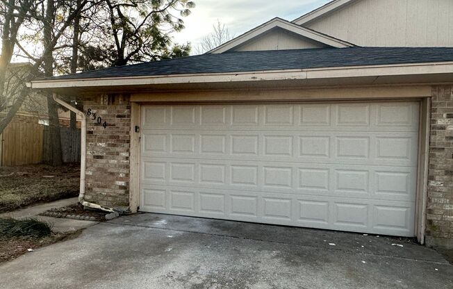 2 Bed 2 Bath duplex on 10th and Council