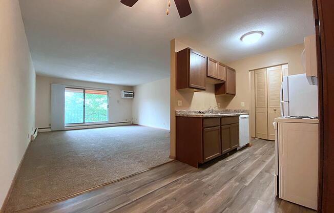 2 beds, 1.5 baths, 1,036 sqft, $1,485