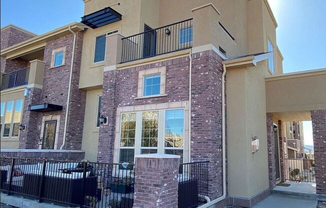 Highlands Ranch Townhome - Two Bed -Two Bath