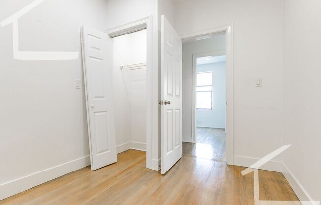 NEWLY RENOVATED FENWAY 2 BED FOR JUNE 1ST, 2025 MOVE-IN