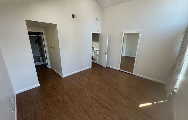 Evergreen San Jose 3 bed/ 2.5 bath, Two Story house with Views