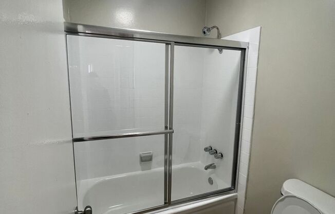 1 bed, 1 bath, 756 sqft, $1,795, Unit Unit 302