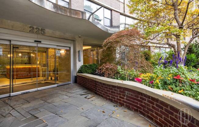 Studio, 1 bath, $3,200, Unit 14M