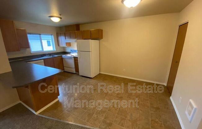 2 beds, 2 baths, 994 sqft, $1,495