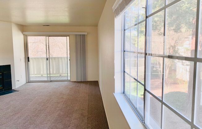 Upstairs 2 Bedroom 2 Bath Unit with a Beautiful Deck Overlooking the Sonoma Creek