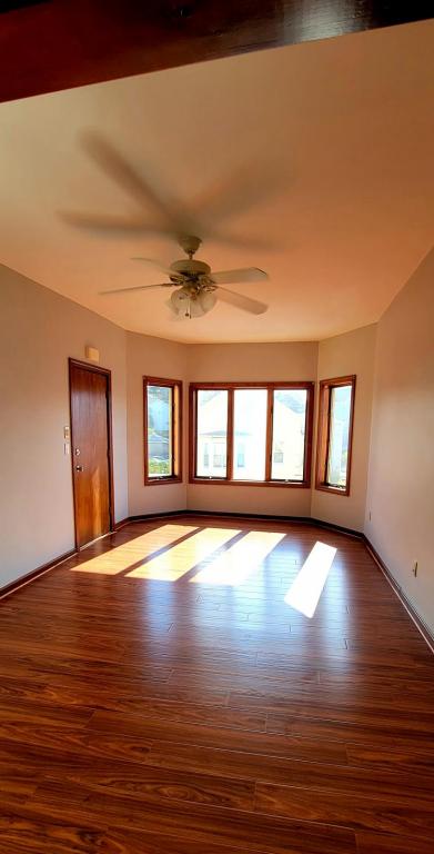 543 S MAIN ST
