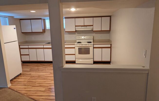 1 bed, 1 bath, 800 sqft, $1,550, Unit 3 (Basement)