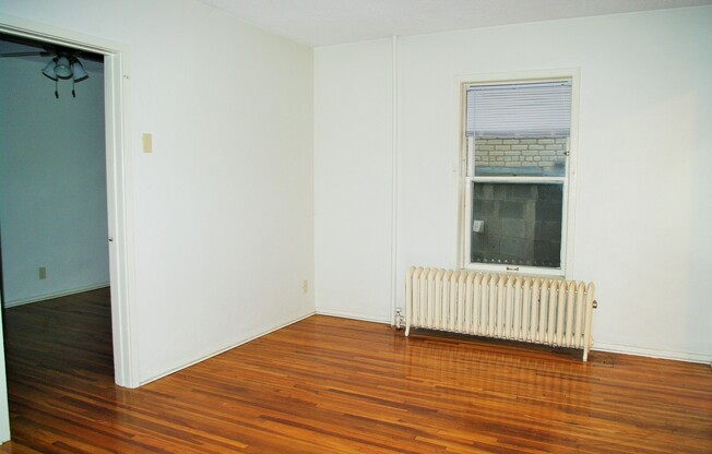 1 bed, 1 bath, 500 sqft, $926, Unit 4