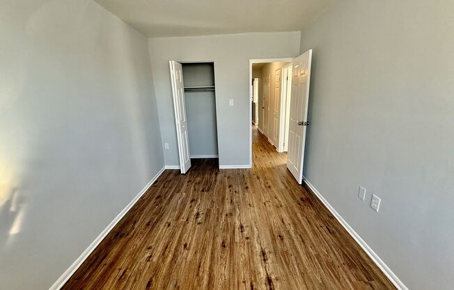 2 beds, 1 bath, $1,400, Unit 2nd Floor