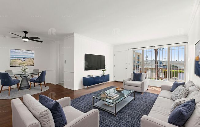 (Arely:B) 502 N. Serrano Avenue / 4667 Maplewood Avenue