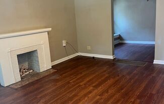 3 beds, 1 bath, $1,025