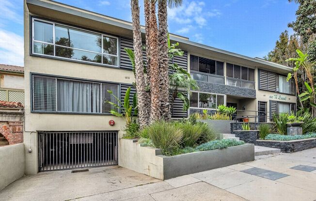 Stunning mid-century building!