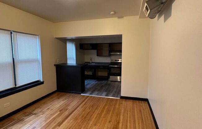 2 beds, 1 bath, $1,860, Unit 8235-1E