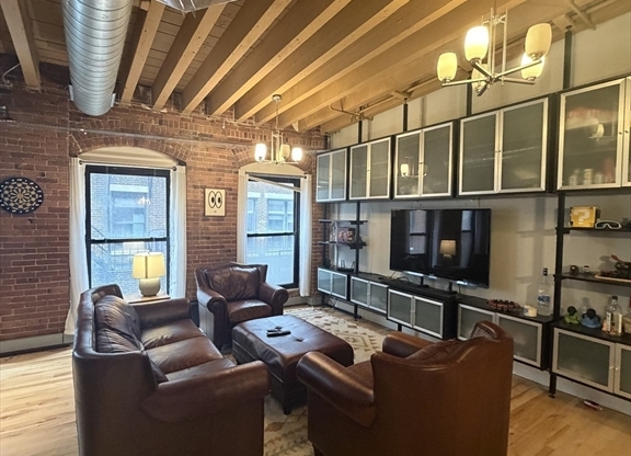 111 Beach Street
