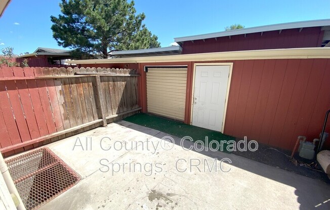 218 W ROCKRIMMON BLVD