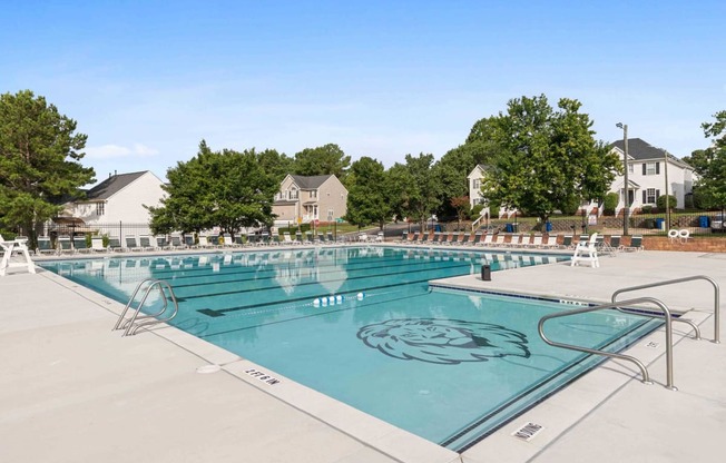 the swimming pool at the estates at johnsbury apartments