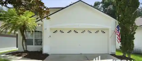 109 HOLLOWAY CT