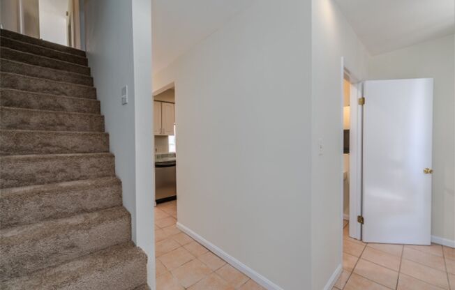 4301 Falls Rd/2 Bed, 3.5 Bath Townhouse in Hampden