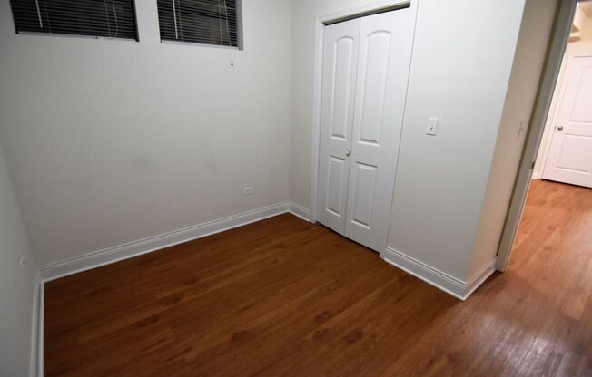 1 bed, 1 bath, 575 sqft, $2,000, Unit GR 712-BS