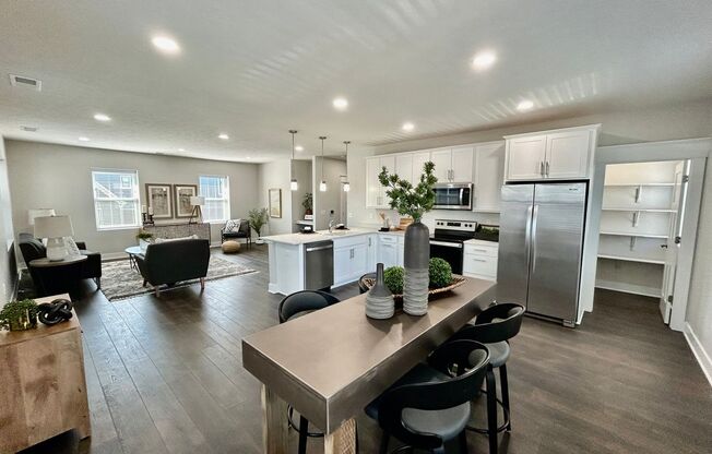 2 beds, 2 baths, 1,337 sqft, $1,895, Unit 20625 Spence Court Unit 201 Duplex w/Walk-In Pantry & Built-in Office Nook B1632 D3