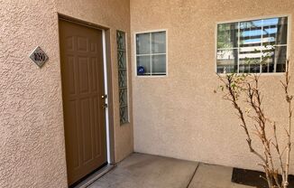 2 beds, 1 bath, $1,450, Unit # 1050