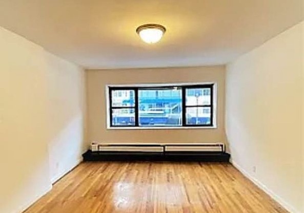 Studio, 1 bath, $2,400, Unit 1A